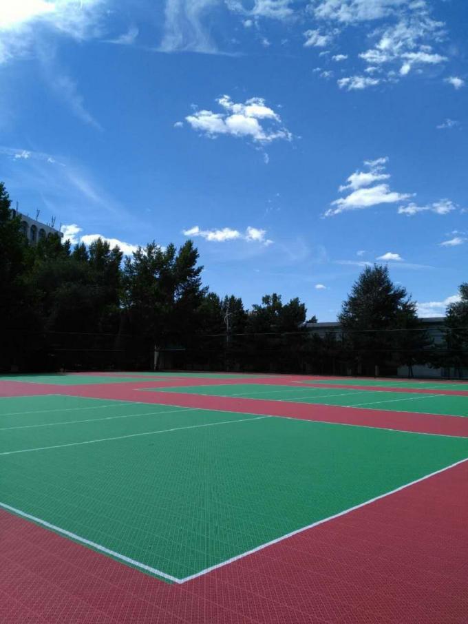Nicht Floss-nicht Bogen-Basketball-Bodenbelag im Freien, grüner modularer Basketball-Bodenbelag
